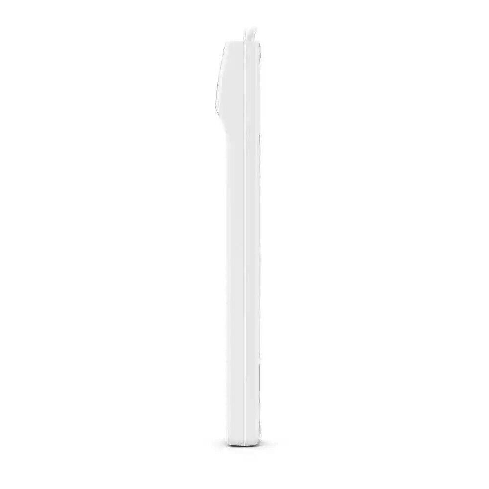 Commercial Electric 6 ft. 7-Outlet Surge Protector with USB in White - Like New