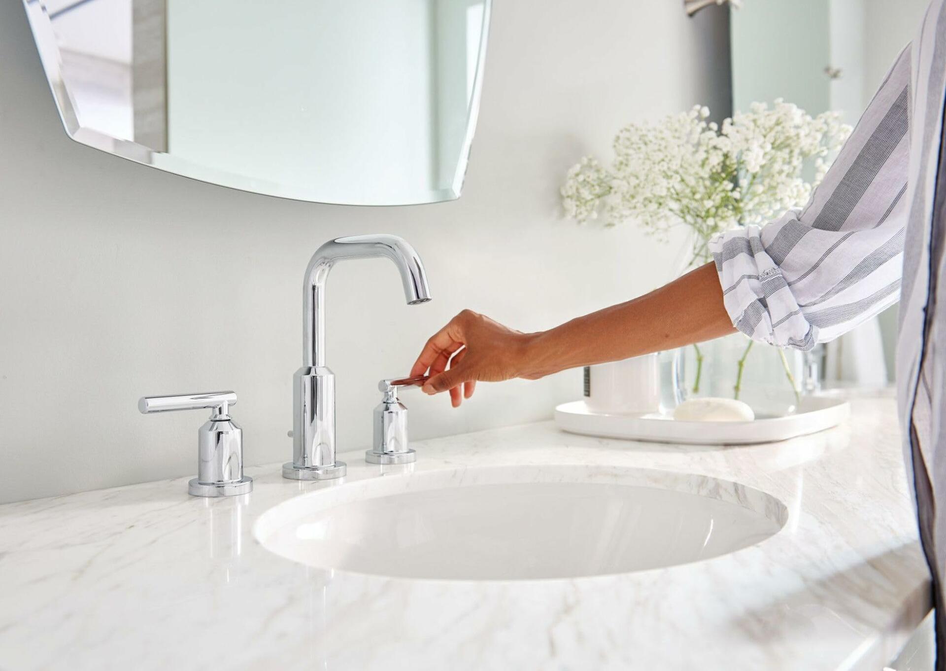 Moen Gibson TV6142 Two-Handle High Arc Widespread Bathroom Sink Faucet in Chrome (Valve Included)