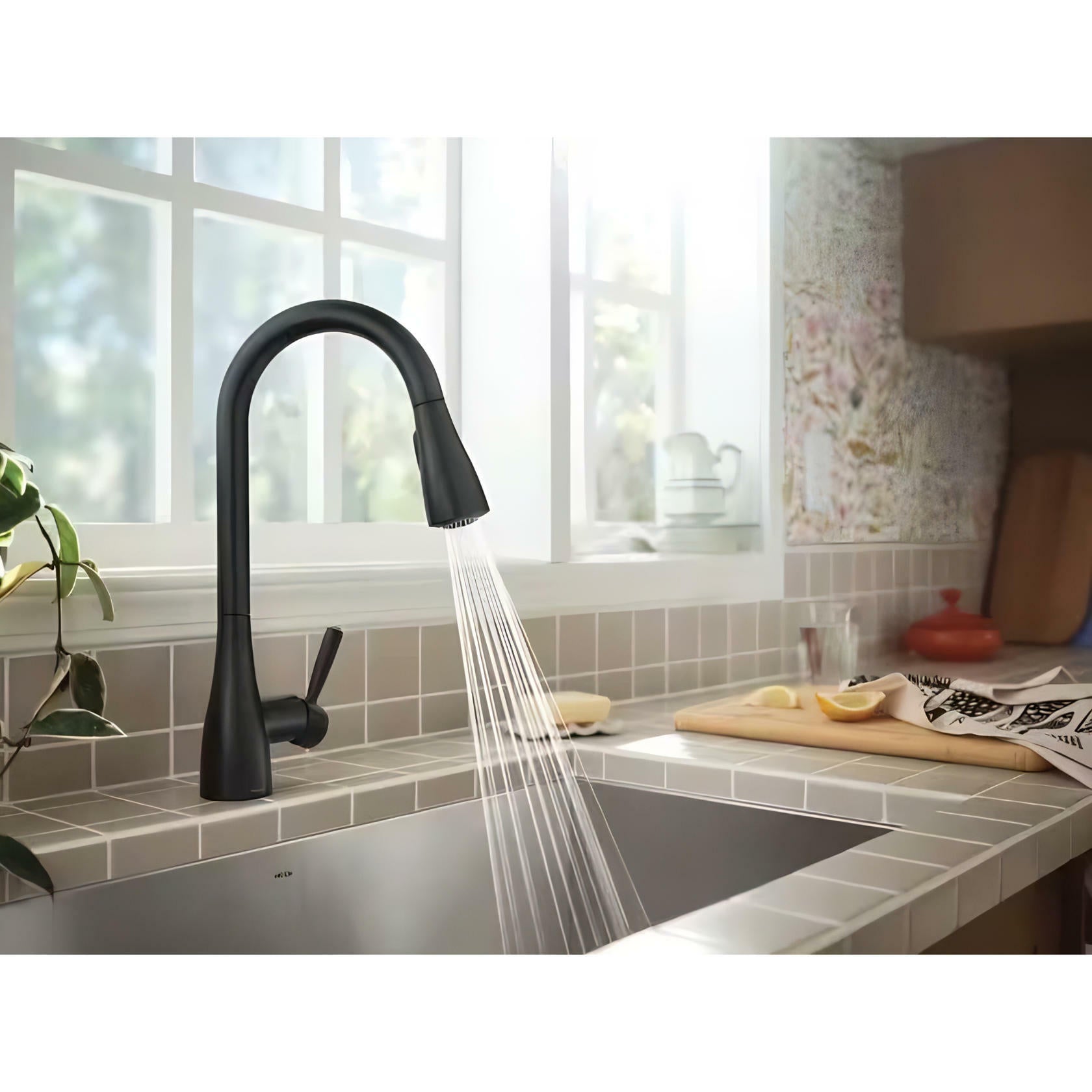 MOEN Doherty 87260BL Single Handle Pull-Down Sprayer Kitchen Faucet with Power Clean and Reflex in Matte Black