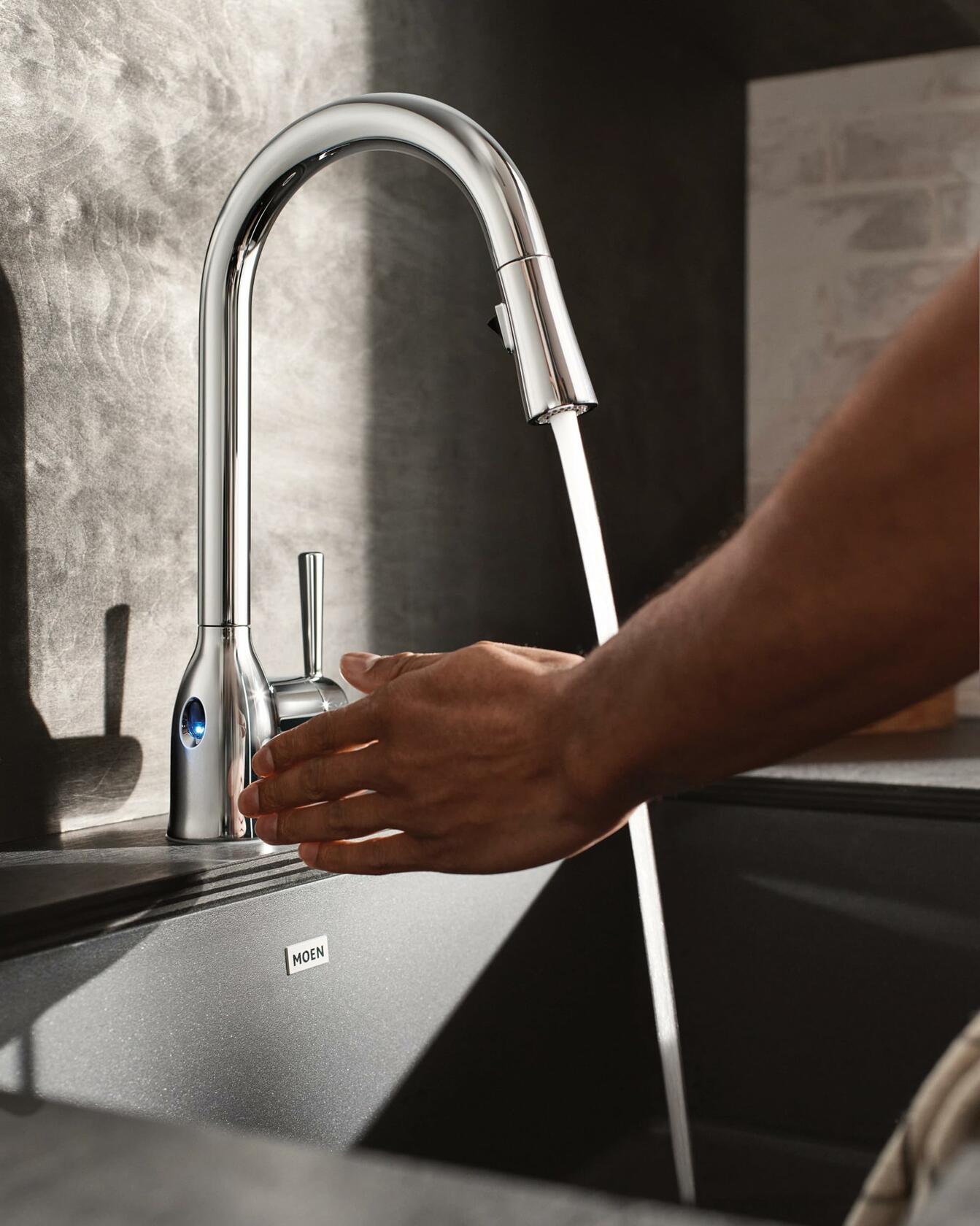 MOEN Adler 87233EWC Touchless Single-Handle Pull-Down Sprayer Kitchen Faucet with MotionSense Wave and Power Clean in Polished Chrome