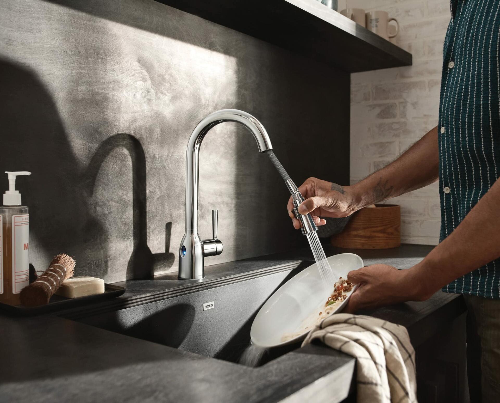MOEN Adler 87233EWC Touchless Single-Handle Pull-Down Sprayer Kitchen Faucet with MotionSense Wave and Power Clean in Polished Chrome