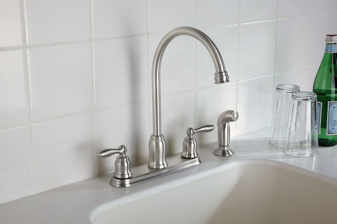 MOEN Caldwell CA87060SRS Single Handle Deck-mount Kitchen Faucet with Sprayer in Spot Resist Stainless