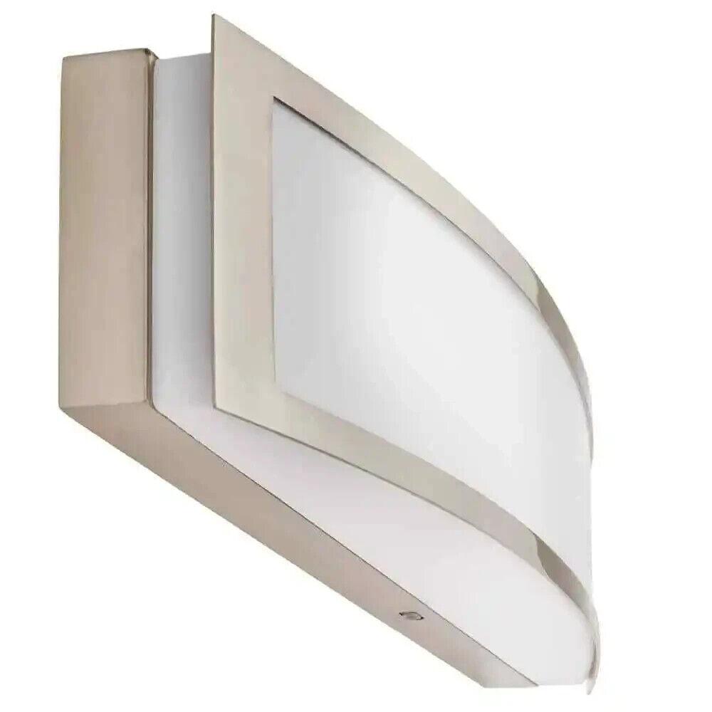 Hampton Bay Woodbury 24.6 in. Brushed Nickel Integrated LED Bathroom Light Bar - Like New