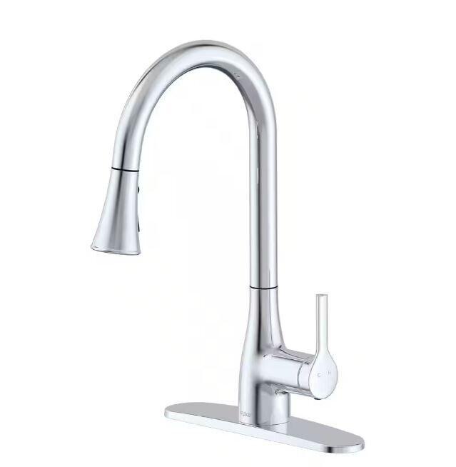 FLOW Classic Series Single-Handle Standard Kitchen Faucet in Chrome - Like New