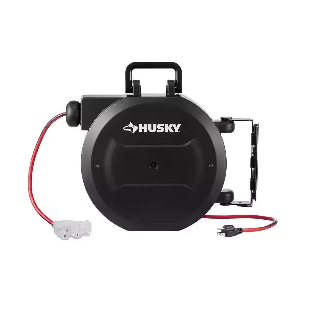 Husky 50 ft. 14/3 Medium Duty 13-Amps Indoor Extension Cord Reel with Multiple - Very Good