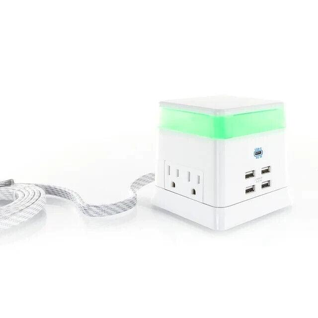 CyberPower Charge &amp; Glow USB &amp; AC Power Station 4 Outlet, 4 USB, 1 USB-C - Like New