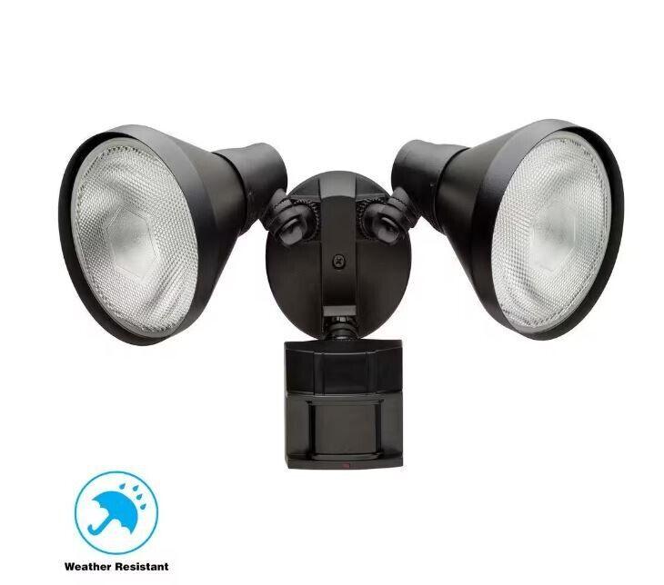 Defiant 180 Degree Black Motion-Sensing Outdoor Security Light - Like New