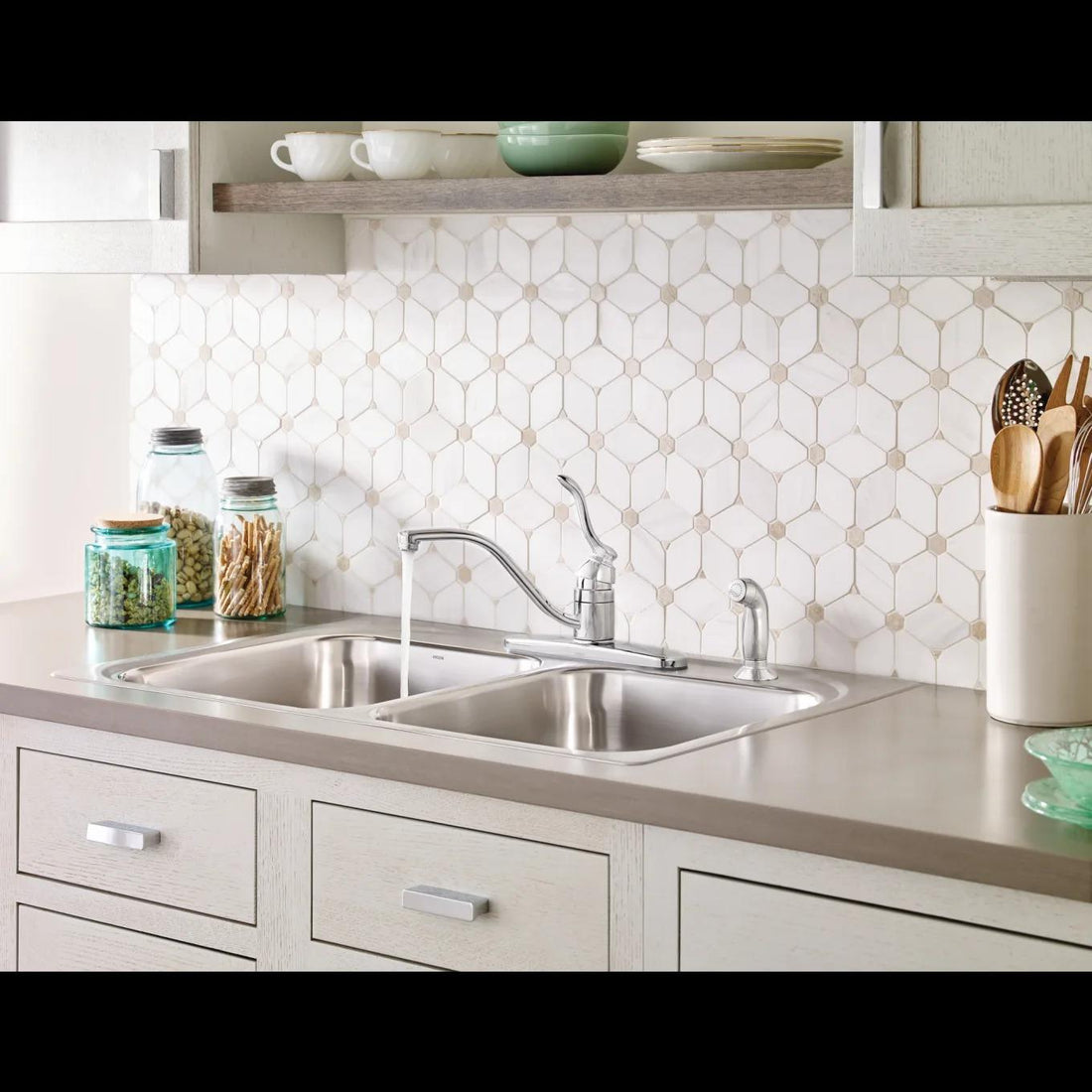 MOEN Banbury 7051 One Handle Kitchen Faucet in Chrome