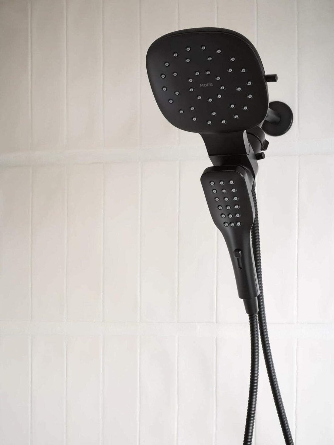 MOEN Verso 220C5EPBL Eco-Performance Infiniti Dial Square Rain Shower Head with Detachable Hand Shower Head in Matte Black