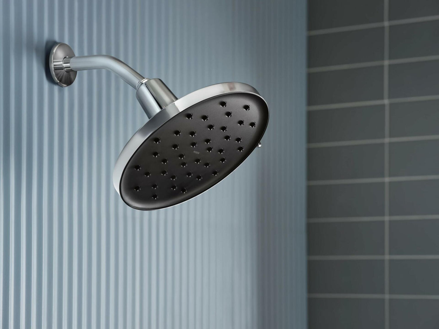 MOEN Verso 220R3 Adjustable 9&quot; Diameter Spray Head Rainshower in Chrome