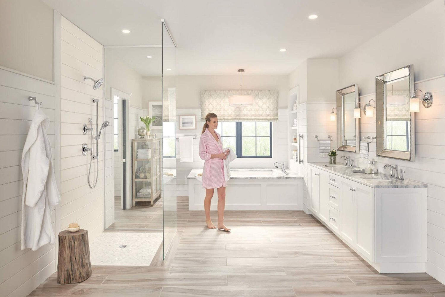 MOEN Belfield T9024 Two-Handle Deck Mounted Roman Tub Faucet and Hand Shower in Chrome (Valve Not Included)